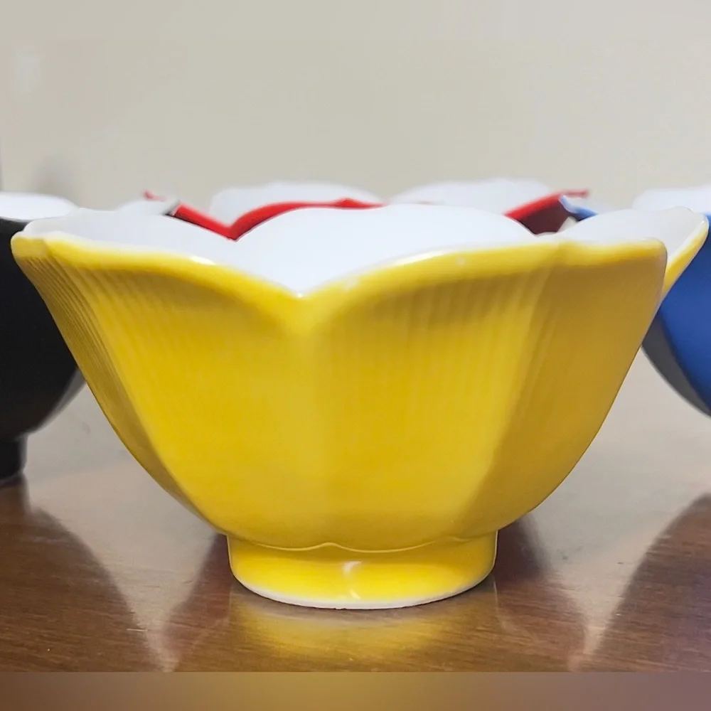 Rare Vtg MCM Japanese Porcelain Lotus Bowls Primary Colors Set of 4 Rare Mint